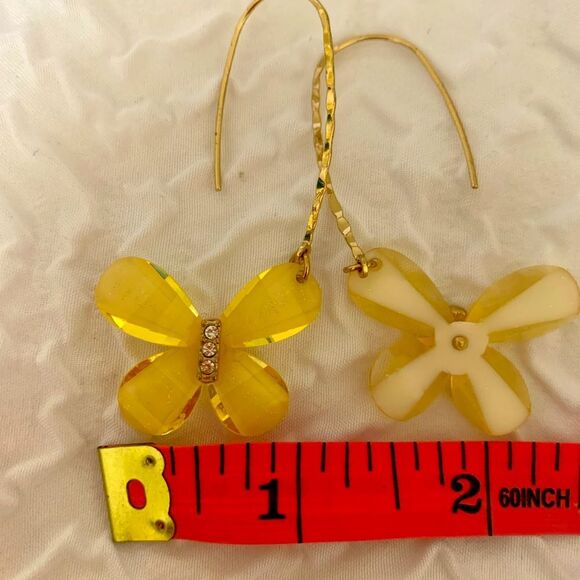 Gold Flower Drop Earrings with Rhinestone Center – New - Picture 6 of 7
